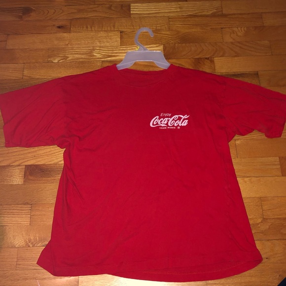 Red coca cola T-shirt - Picture 1 of 1